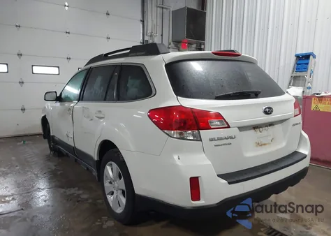 2010 Subaru Outback 2.5I Limited z USA, uszkodzony, nr VIN 4S4BRCKC1A3371817